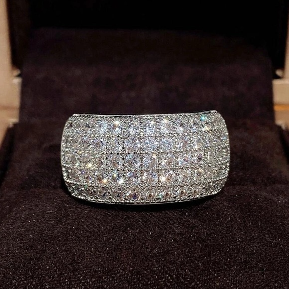 PRINCESS BRIDAL WEDING RING - Picture 5 of 5